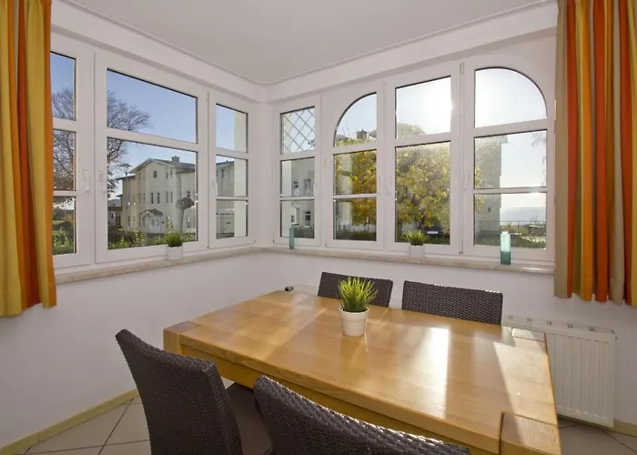 Haus Blick Zur See: Seaview With Access * Goehren (Ruegen)